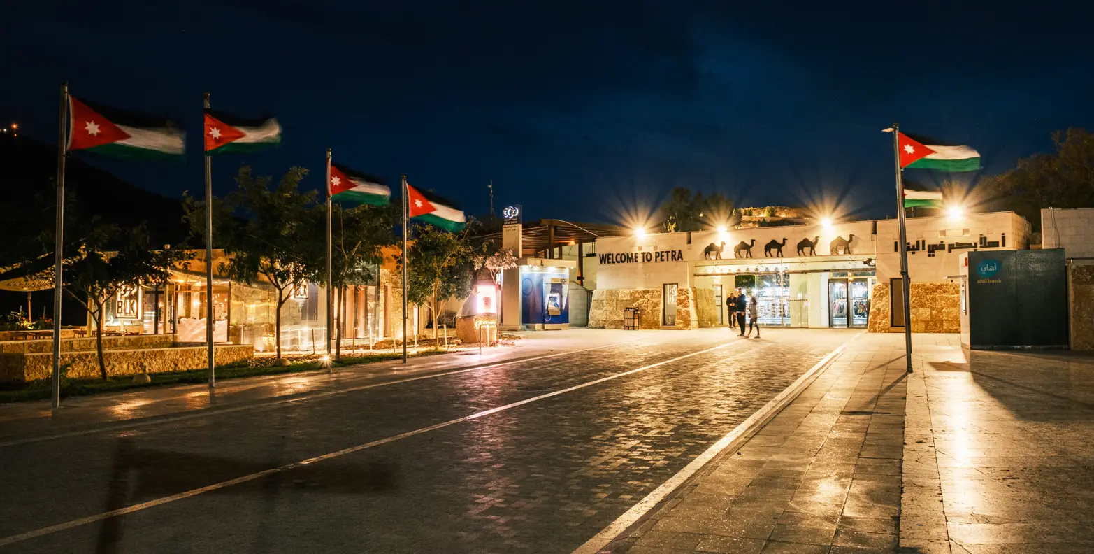 noční vstup do Petry