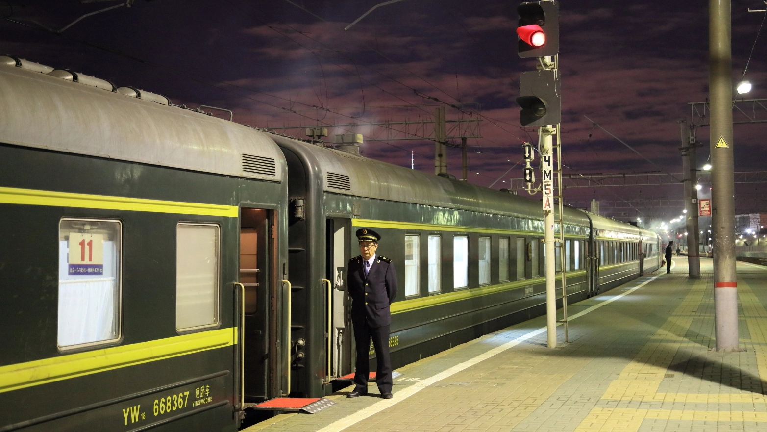 čínský vlak v Moskvě